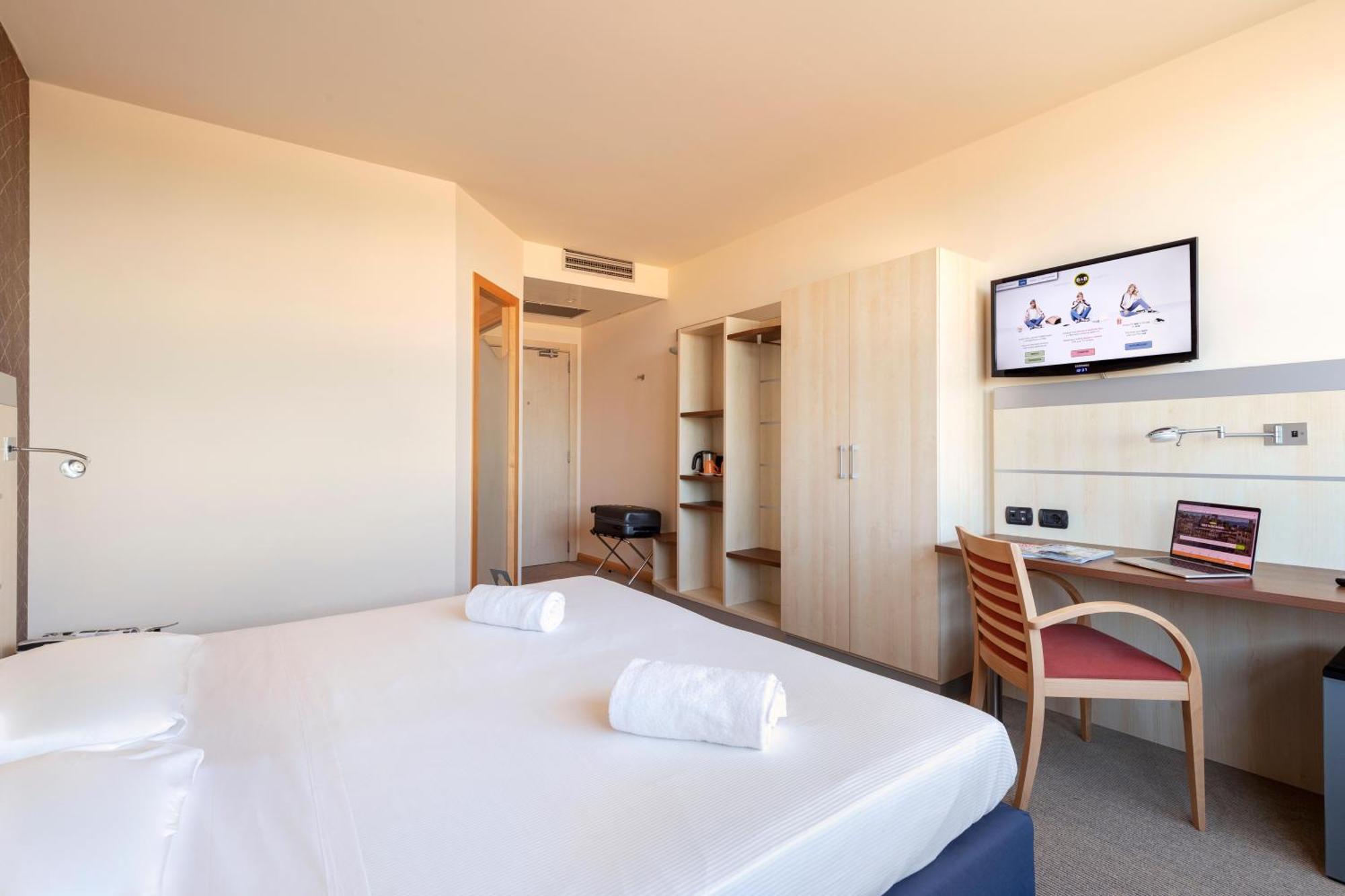 B&B Hotel Cherasco Langhe Kültér fotó