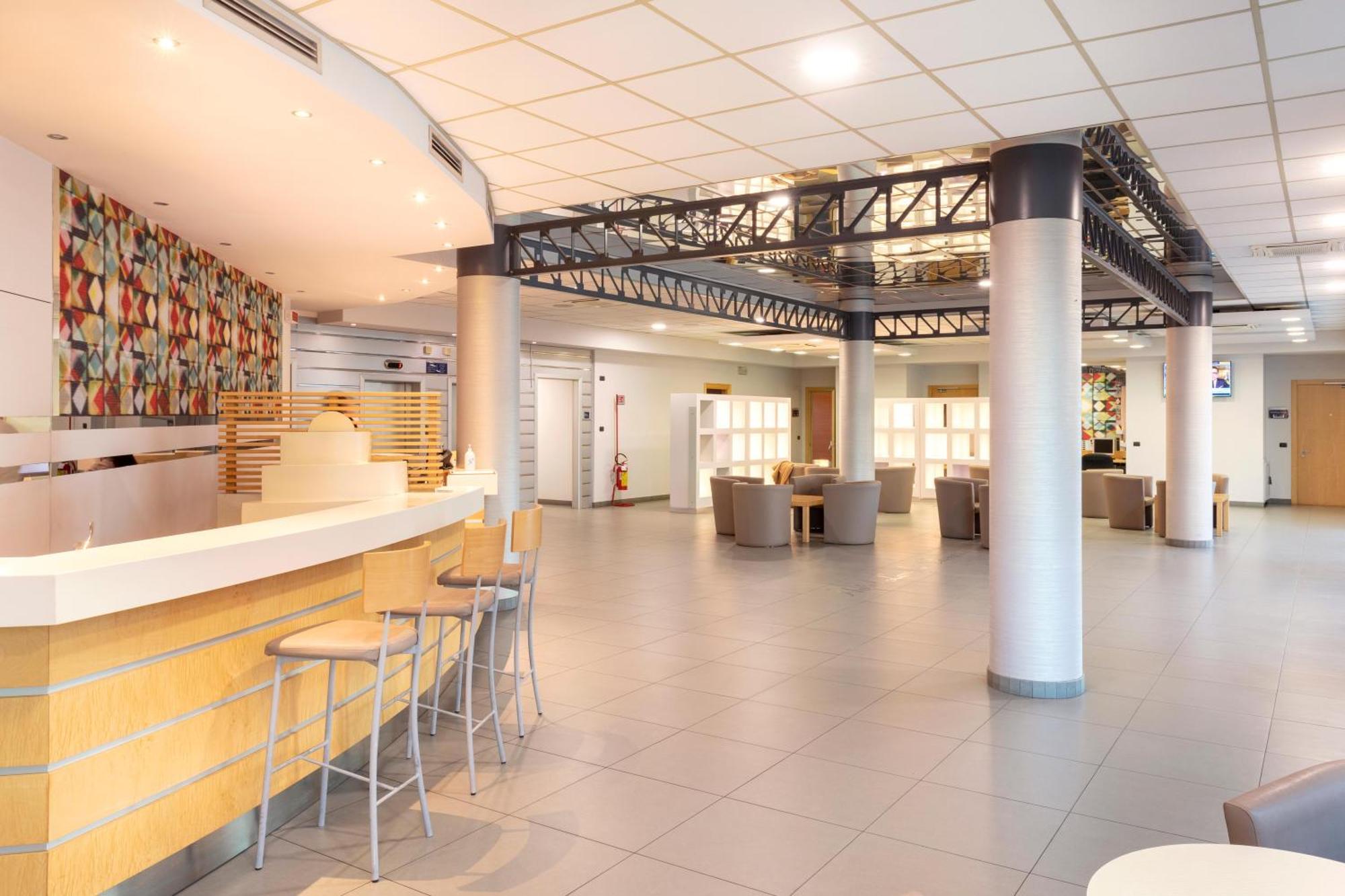 B&B Hotel Cherasco Langhe Kültér fotó