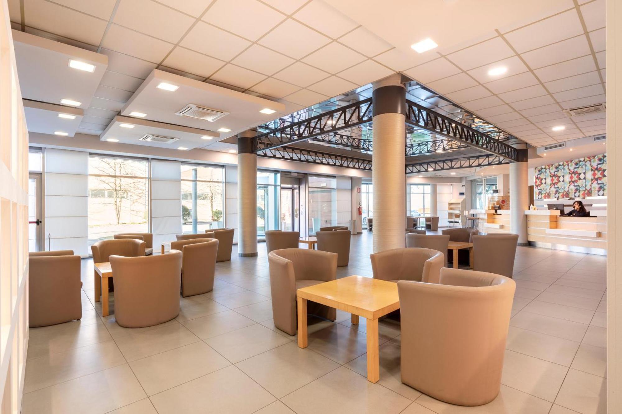 B&B Hotel Cherasco Langhe Kültér fotó
